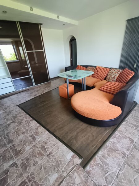 Trei camere, utilat, etaj 7, Antiaeriana Sos Alexandriei disponibil imediat